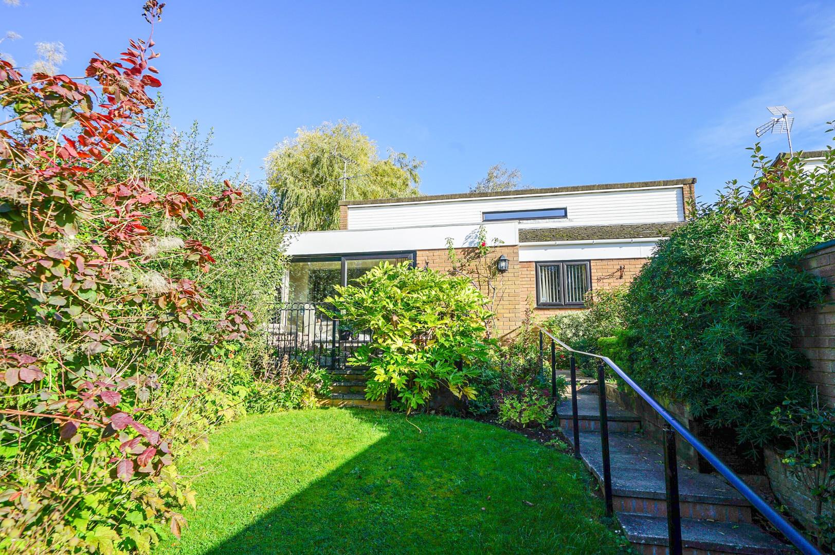 Chestnut Hill, Leighton Buzzard Quarters Estate Agents